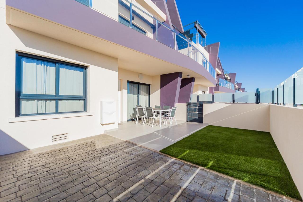 Luxurious 2 Bedroom Apartment Near The Beach Torre de la Horadada Exterior photo