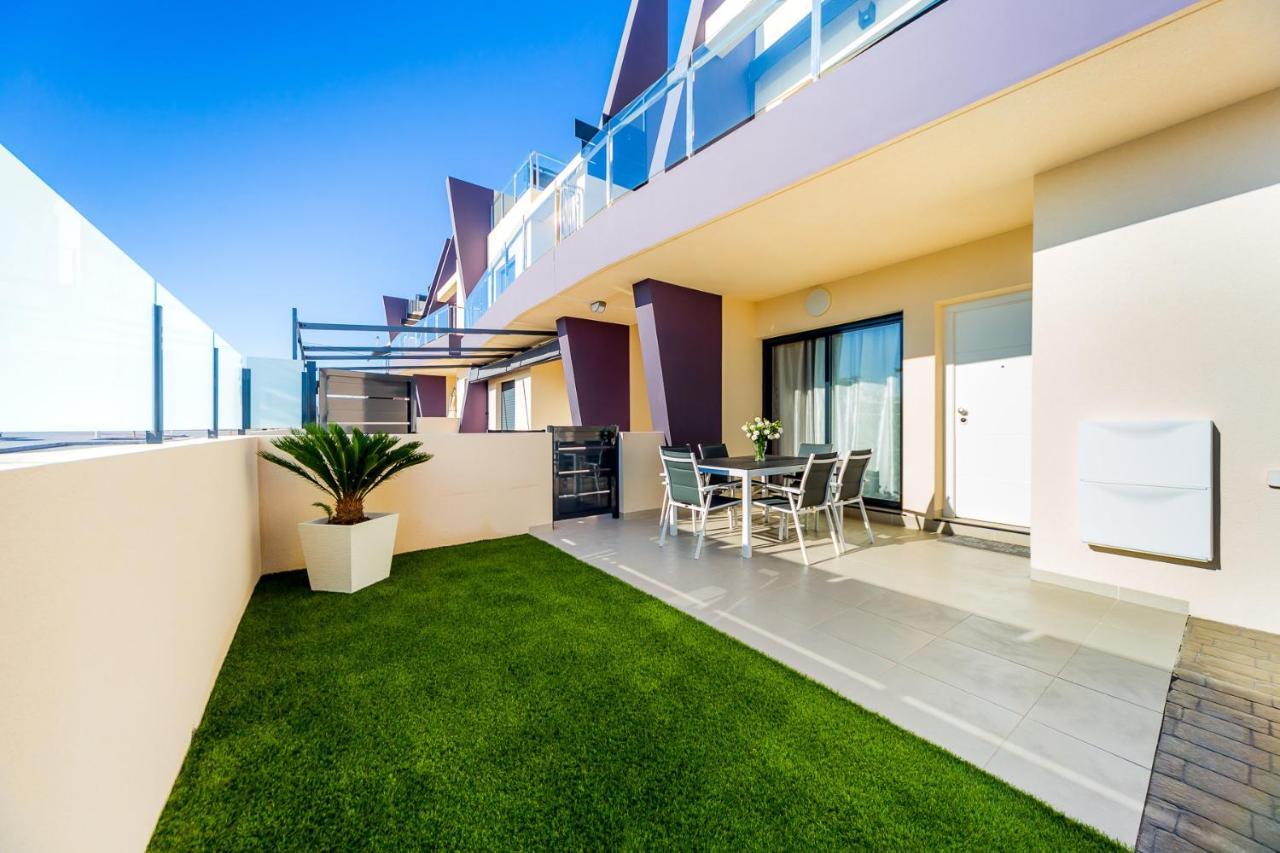Luxurious 2 Bedroom Apartment Near The Beach Torre de la Horadada Exterior photo