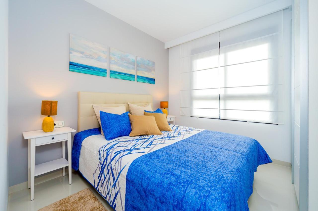 Luxurious 2 Bedroom Apartment Near The Beach Torre de la Horadada Exterior photo